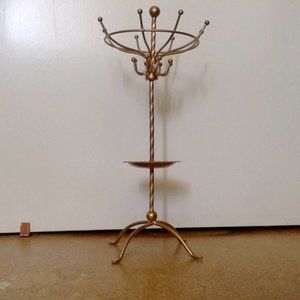 Jewelry Holder/Stand